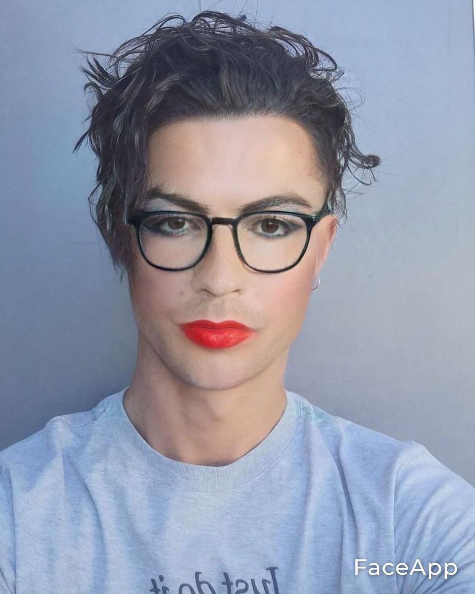 <a href="/Cristiano/">Cristiano Ronaldo</a>