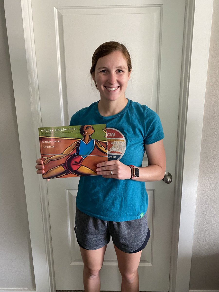 DVISD_PES's tweet photo. Friday's Mystery Reader was PE teacher Ms. Mitchell!
Now can guess which staff member reads @Anna_Llenas_'s El Monstruo de Colores in the video linked in the below @PophamLibrary tweet?!
¿Podrán adivinar quién está narrando en español en el video abajo?
#DVreads https://t.co/W1lbrHGxJs