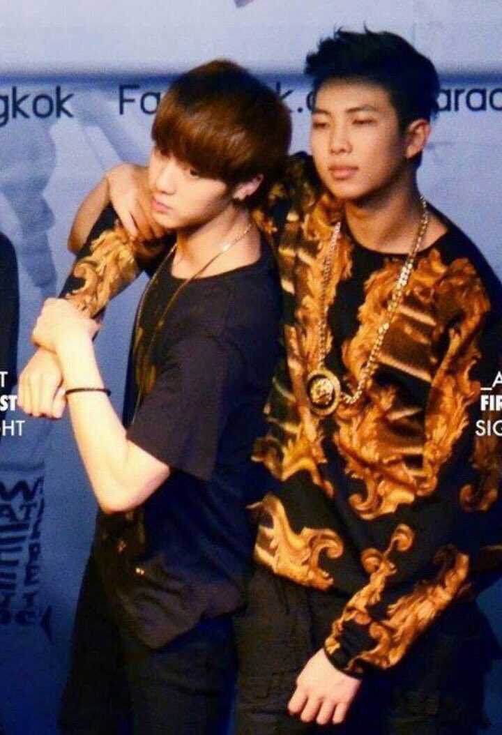 Namjin being personal space anti; a thread