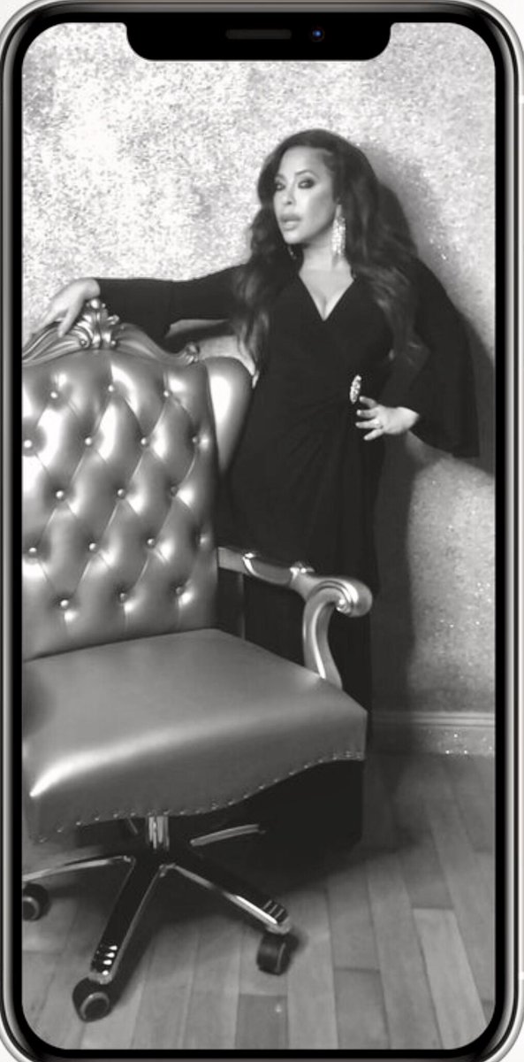 BrookeLewisLA's tweet photo. .@bitmapmag #Bitmap #Magazine @_isaacalvarez #Grateful  to be a part of this incredible #COVID #Isolation #philanthropic #quarantine #photoshoot &amp; #interview 🙏 Absolutely #fabulous 📸 #hollywood #actress Thanks @KatzPR &amp; @_AllisonNoelle #mua #glam 💄💋
https://t.co/nTaK06abUL https://t.co/eCNttS86SN