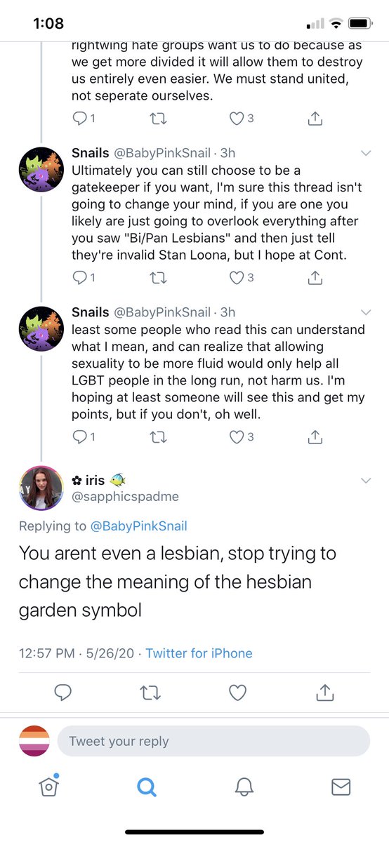 @LESBIANWURLD @BabyPinkSnail They blocked me right after this fkshsksh i hate it here