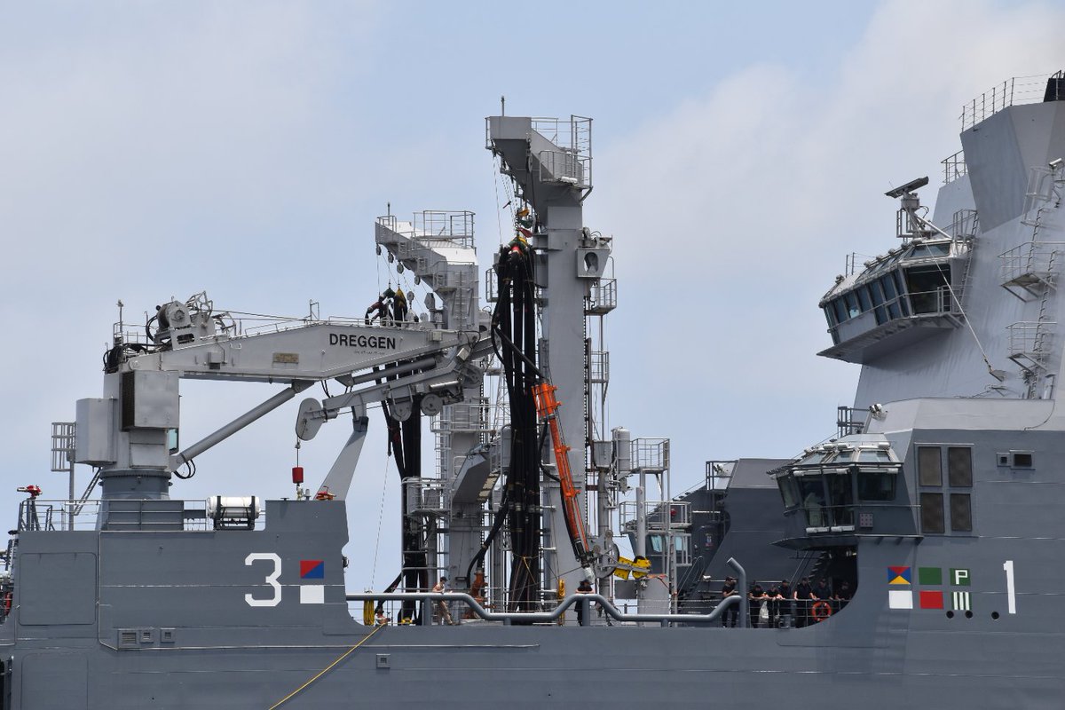 Yamapama's tweet photo. #CaribSupport #CZMCARIB #Marine #Luchtmacht #Coronavirusnl https://t.co/rUL2ZqnDzk