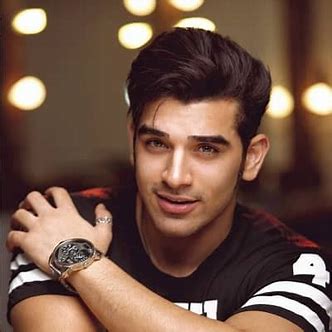 TheSharkSG's tweet photo. Important Announcement
Guyzz be ready with 4/5 ids and if u already have the ids ready with u dm the same to @liiiNamit
Like rt and also comment down ur name if u r not part of any paras army grp
Thanks u ๐ค๐ค
#ParasChhabra
#ParasFanForLife https://t.co/NuuJxe0P8H