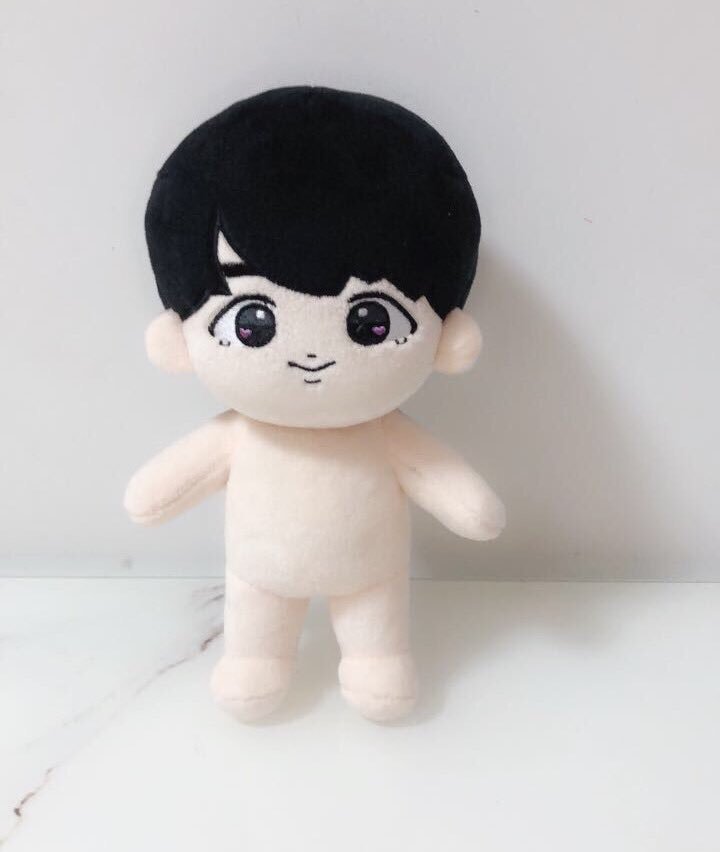 DOPE JIN DOLL(2018)by  @dopejin_