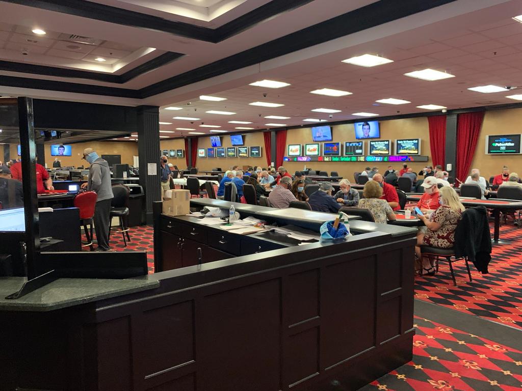 Aprender acerca 38+ imagen club 52 poker Abzlocal.mx