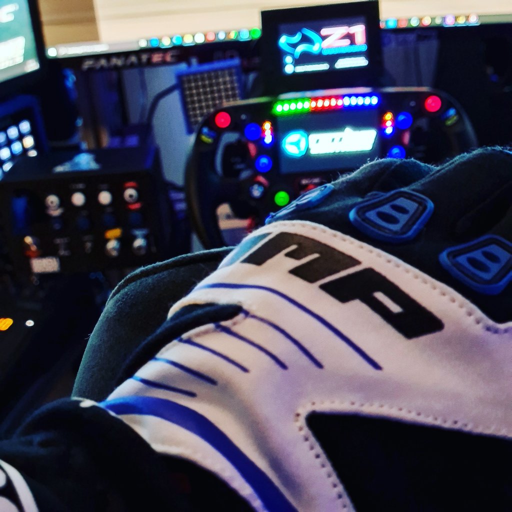 twitch.tv/densu83 
Anschnallen Leute, es geht wieder los.
Crazy !!!
JETZT LIVE
.
.
.
.
.
.
.
.
#twitch #streamer #livestream #densu #gamer #twitchtv #streaming  #alurig #acc #racing #virtualmotorsport #esports #influencer #lemans #ferrari <a href="/cube/">Jamie Holding</a>.controls #iracingofficial