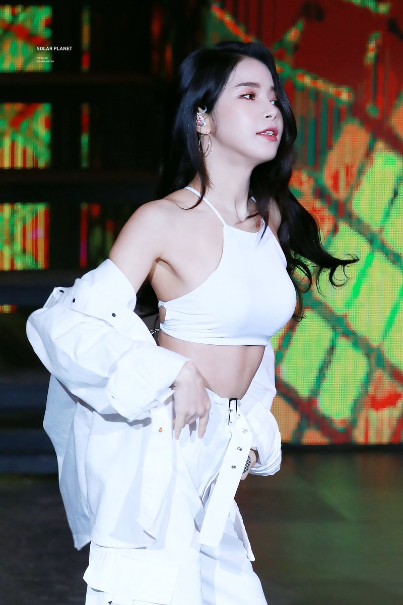 feat. Moonbyul