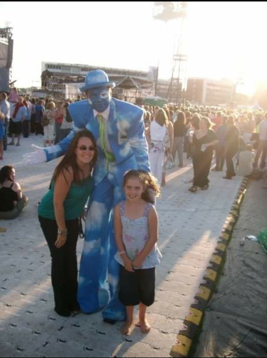 Donsg1979's tweet photo. @takethat We loved Circus - first tour we took our daughter Jen too. Jen will be 19 on Friday 29th May and we'll be tuning in to Meerkat Music! https://t.co/9KbarJmq0G