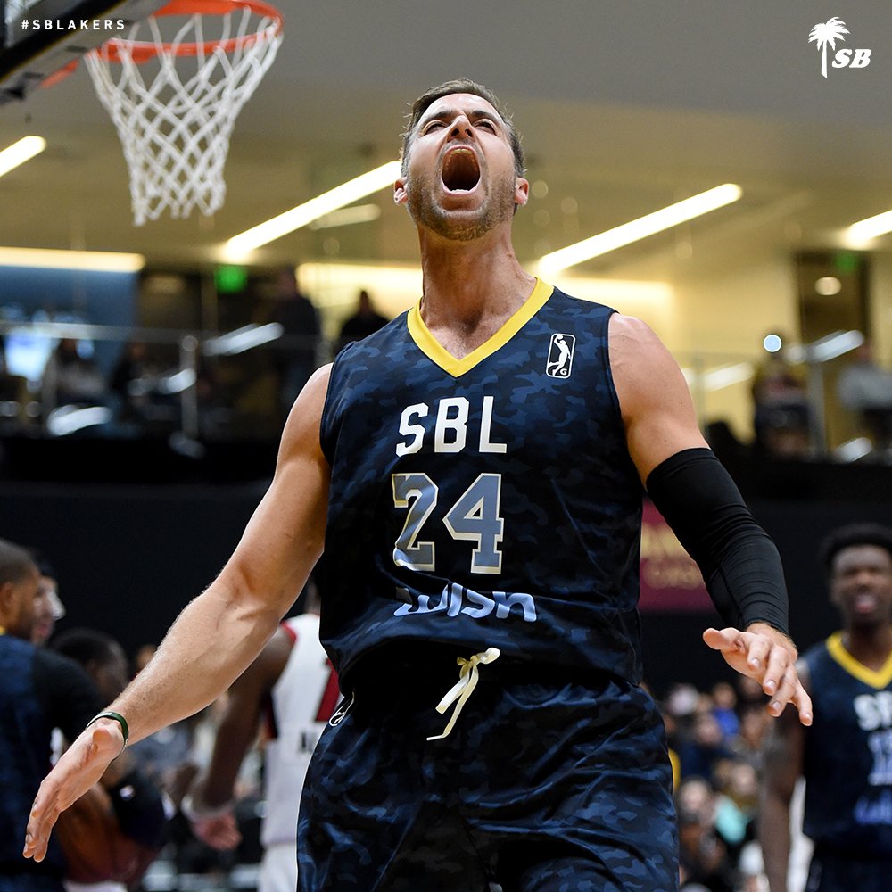 CValleyLakers's tweet photo. Moments of emotion while playing the game we love. #SBLakers https://t.co/XuRegElf9o