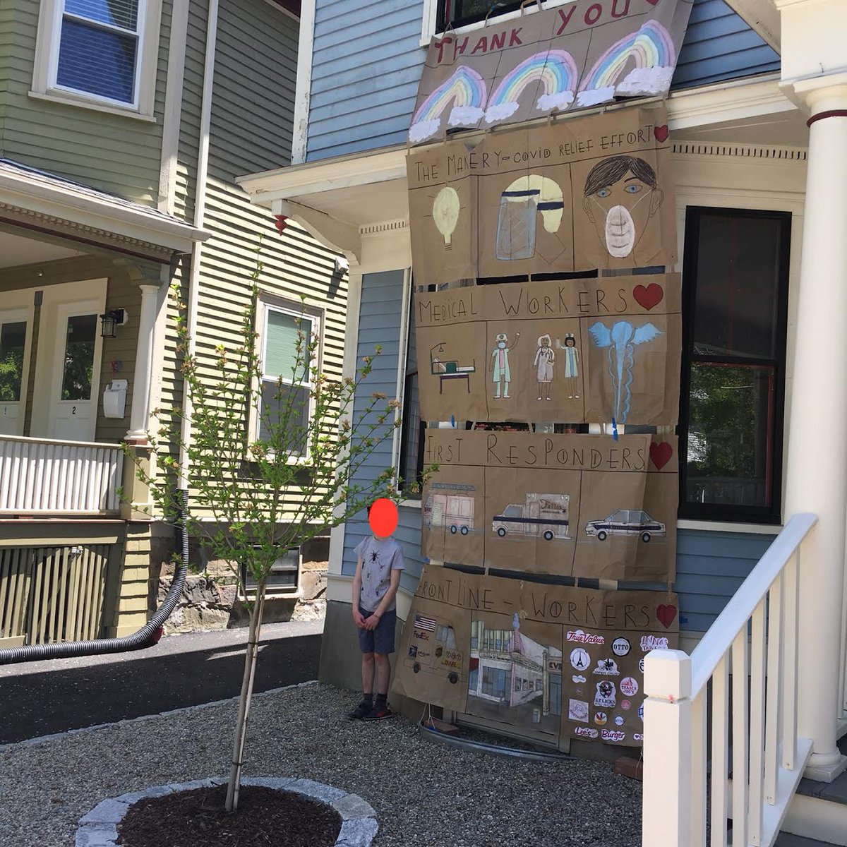 ktompkins2017's tweet photo. WOW!  Rory, a 4th grader at Driscoll, made this AMAZING 5-panel poster that hung from his window to say THANK YOU to the people in his community he thought needed a high five! So PROUD of you, Rory!!  #designthinking @BrooklinePublic @DriscollPTO @DriscollSchool @ecsbrookline https://t.co/mYX9tt8li3