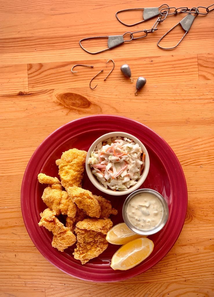 Hunt_to_Eat's tweet photo. Have a hankering for some southern-style catfish? Look no further! Click on the link to read why ambassador Michael Cravens loves #catfish so much, and snag a delicious recipe while you're at it. What's your favorite way to serve catfish? #fishtoeat 🎣https://t.co/0GIJUy7lF6 https://t.co/x2uAeZubIk