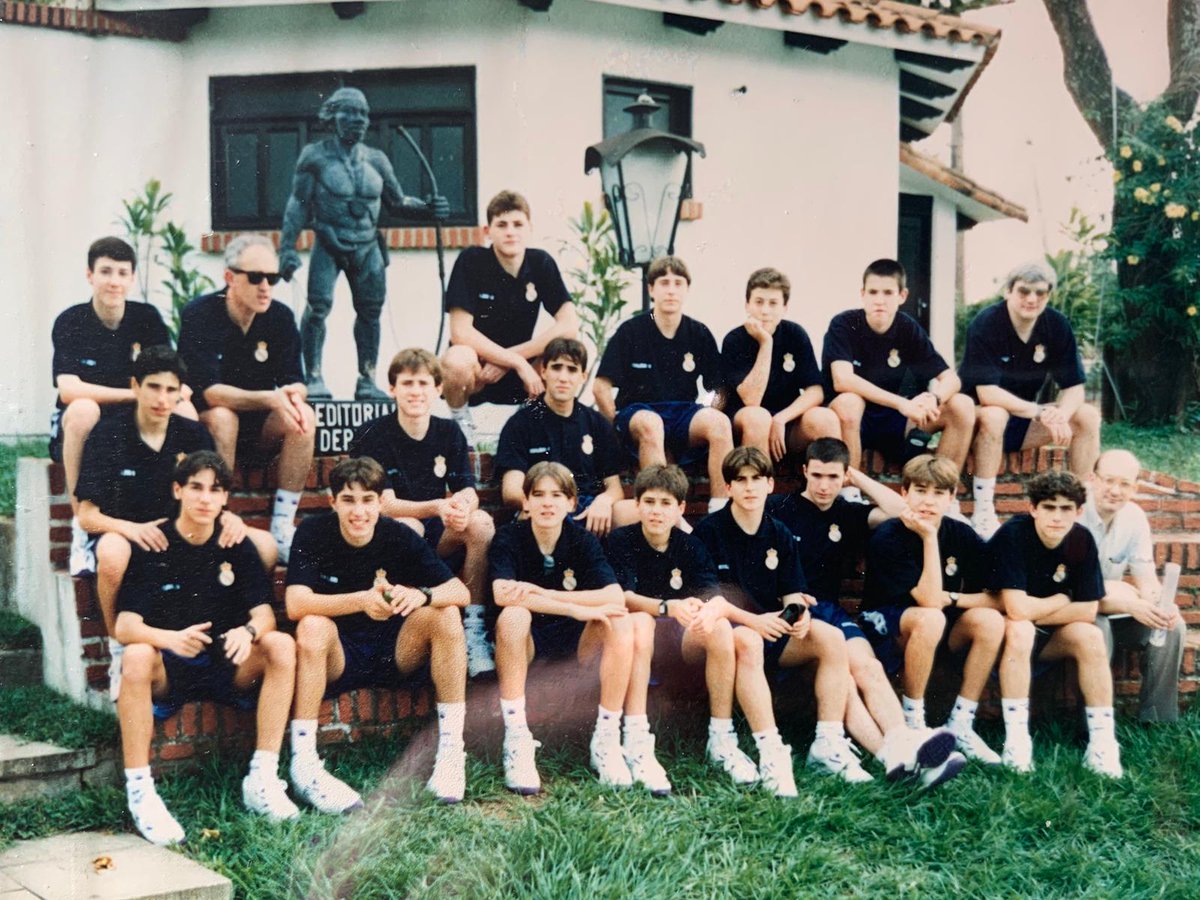 1995 en Bolivia. Ganamos el Mundialito sub-15. Pasamos dos semanas increíbles!!! #TBThursday #GoodNightEveryone