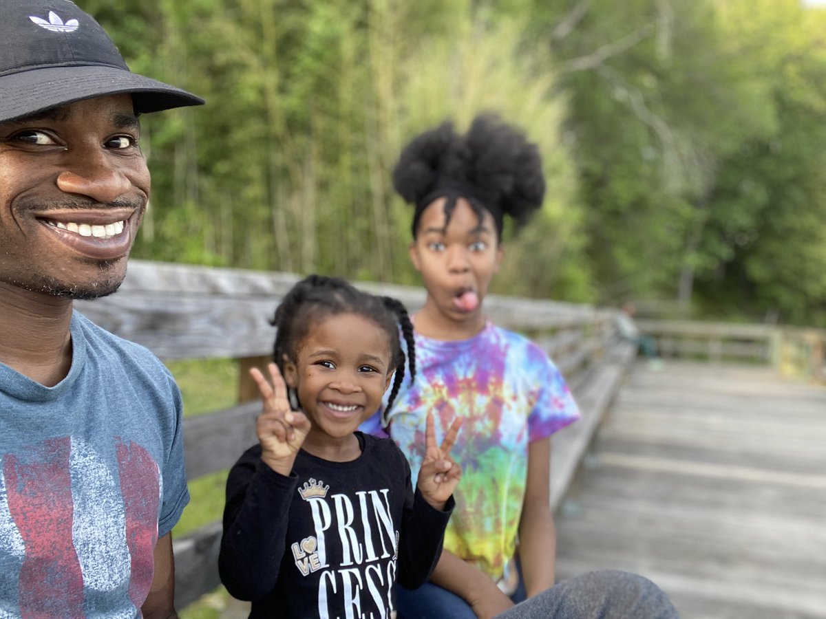 We needed to get out the house, so we took a walk out down the street to our new spot. Just like Dad, they love the outdoors!! #daddysgirls #RiverLife #AWholeNewWorld