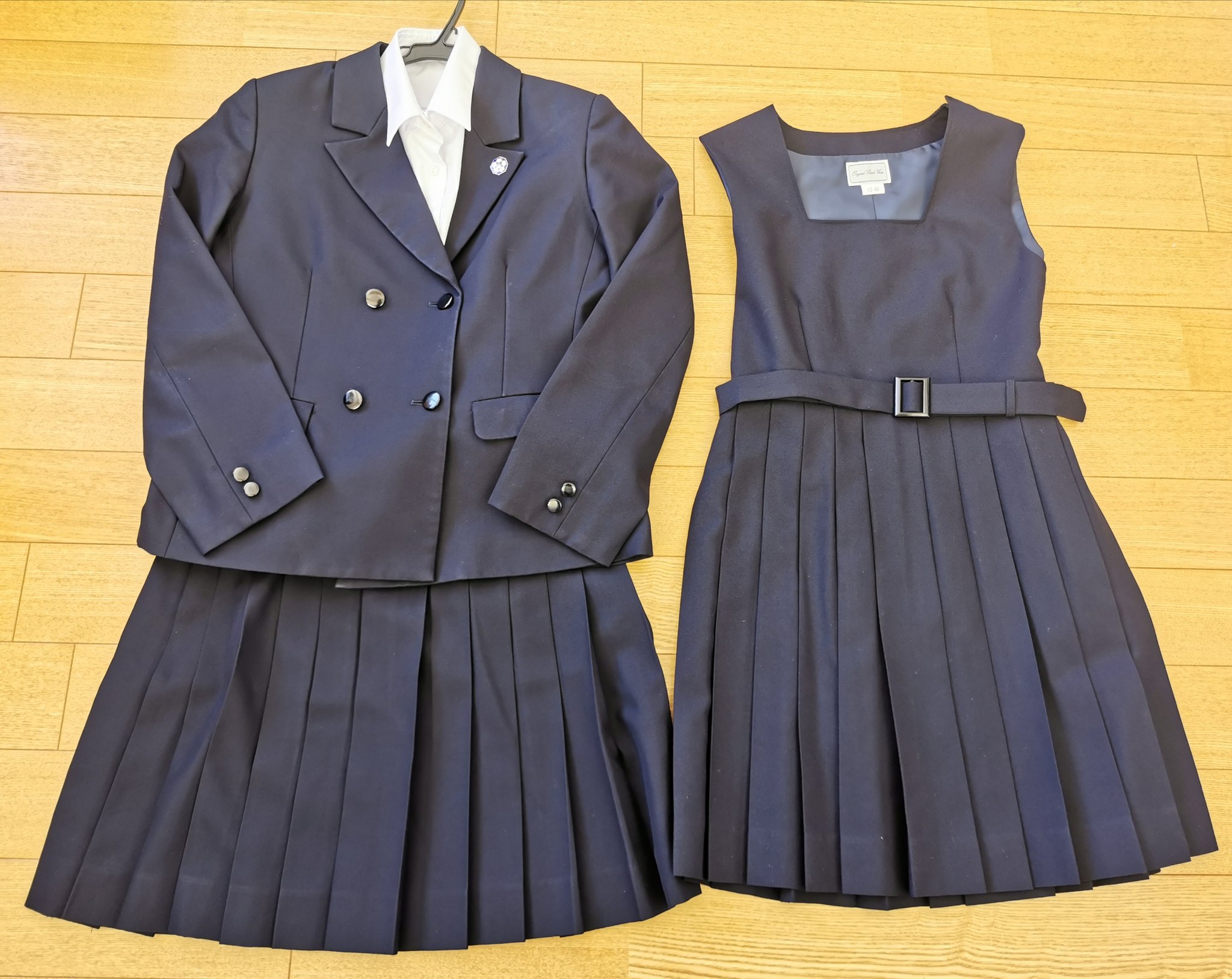 制服買取 デジタルウェブ 神奈川県立横浜平沼高校の制服セットを買い取らせて頂きました リボンを付けない伝統校の制服 神奈川では珍しいジャンパースカートの制服です デジタルウェブへお売り頂きありがとうございました 制服 学生服 制服買取り