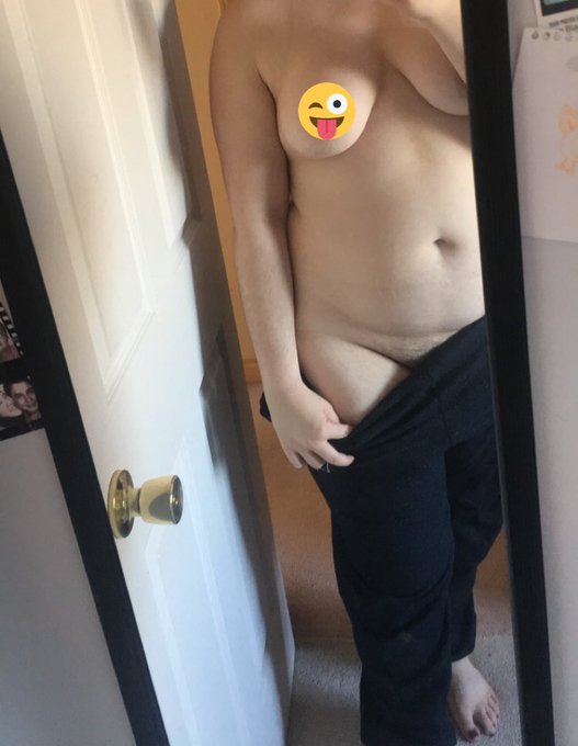 Watch Blair King 🥰 kinda back?'s leaked NSFW photo on TwXstars