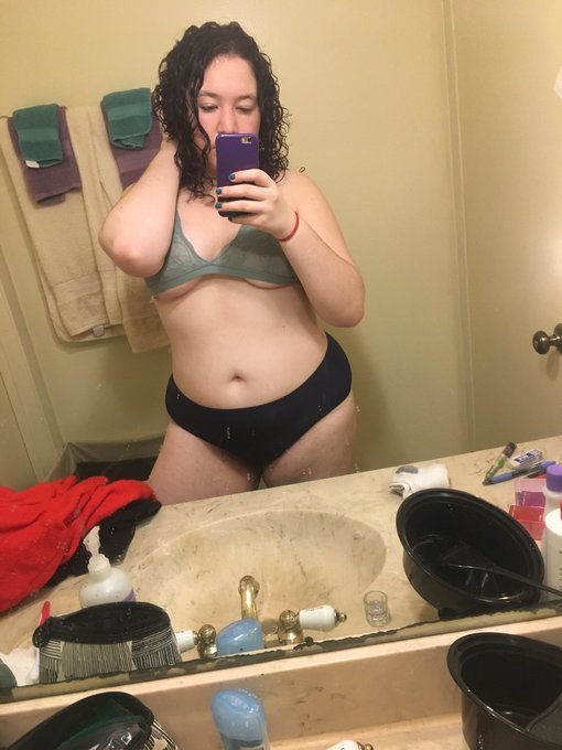 Watch Blair King 🥰 kinda back?'s leaked NSFW photo on TwXstars