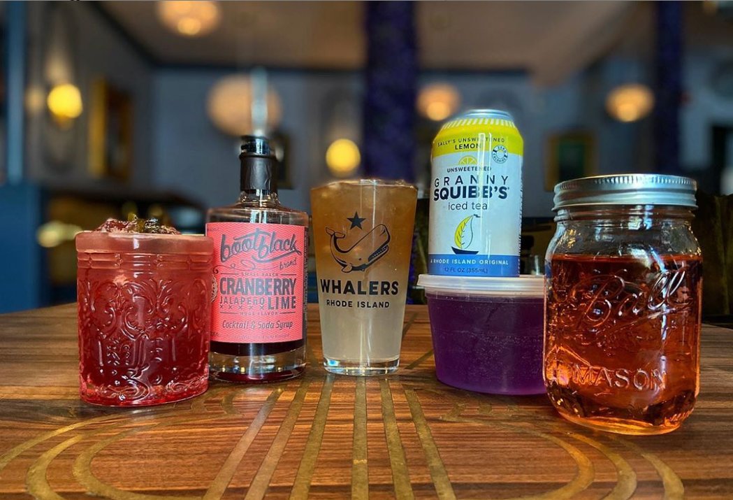 It's Thirsty Thursday, friends! No need to mix your own drinks tonight – bring a taste of Rhody night life home with to-go cocktails from some of your favorite spots! 🍹
ow.ly/e35750zGmq5