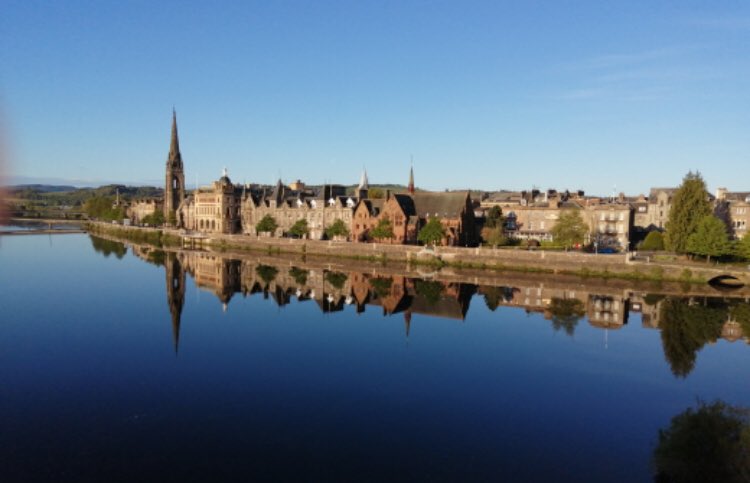 emmabest2000's tweet photo. Taken on Monday morning just before 7 am. What a beautiful place we live in. #Perth #BeautifulPerth #LuckyToBeHere 😍 https://t.co/2wE8eYAA7V