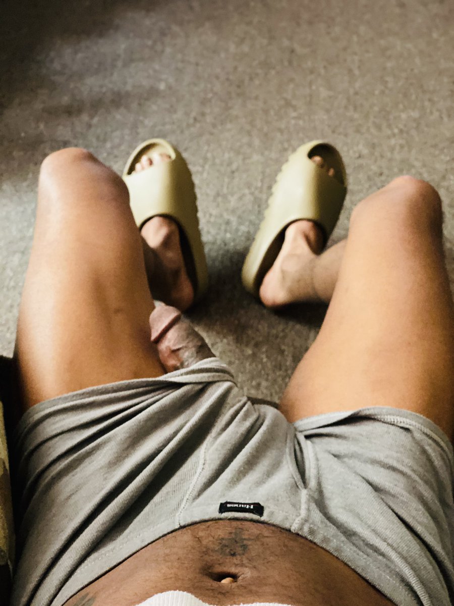 AlphaAnt3's tweet photo. I need my dick ate 🥵https://t.co/edBv4FCu2H https://t.co/kVW3WSfLwQ