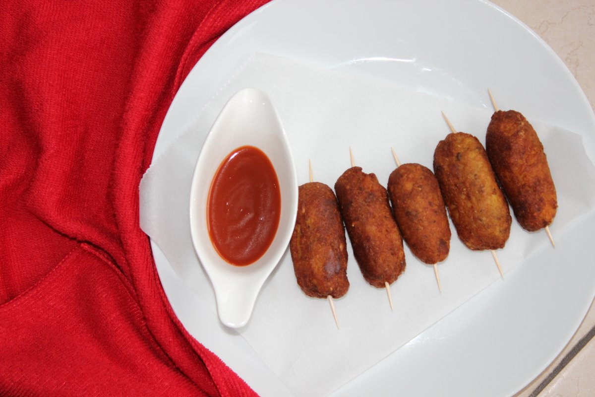 anuappetizingr1's tweet photo. Potato pops
https://t.co/M5TBERYh7I
#feedfeed #snacks #appetizers #potatopops #easysnacks
#recettefacile #faitmaison #anuappetizingrecipes #foodstyling #foodporn #foodphotography https://t.co/KqZ6sW2KeP