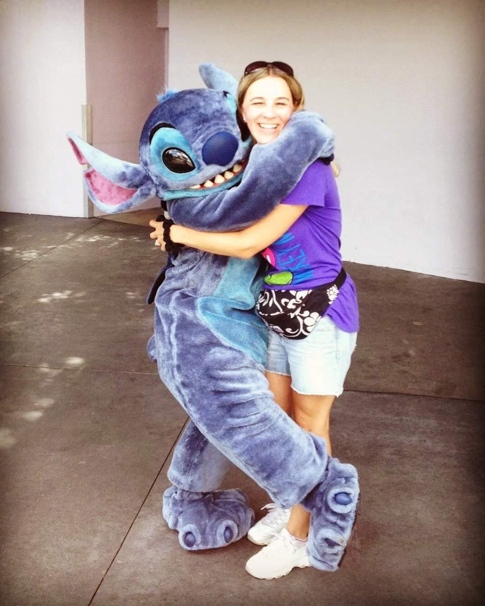 TheJerseyMomma's tweet photo. Day 4 of #WDWVirtualVacay w/ @dsnyrunrgrl and we’re sharing our fave characters. Mine is actually ORANGE BIRD, but I’ve always loved this pic of me with #Stitch too! #WDW  #MagicKingdom  #DisneyWorld  #disneyparks https://t.co/5qbRT78FFB