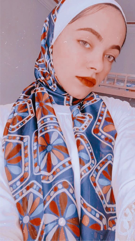 ayaaelameen's tweet photo. 𝑁𝑜 𝑜𝑛𝑒 𝑖𝑠 𝑖𝑛 𝑐ℎ𝑎𝑟𝑔𝑒 𝑜𝑓 𝑦𝑜𝑢𝑟 ℎ𝑎𝑝𝑝𝑖𝑛𝑒𝑠𝑠 𝑒𝑥𝑐𝑒𝑝𝑡 𝑦𝑜𝑢. https://t.co/sRQGSr01k1