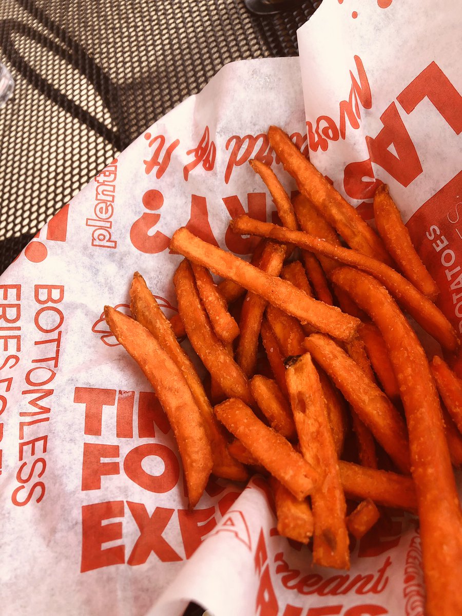 Megan Kelly tweet media