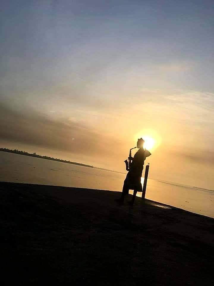 Rebuild_Opobo's tweet photo. Opobo kingdom is indeed a sure destination for creativity, history and rich cultural value.

Photo credit: @Squareballmedia
Title: Sunset in Opobo
Project: 1da banton music video production

https://t.co/M4D2yhrdJ4 https://t.co/DOXuO1sqIx
