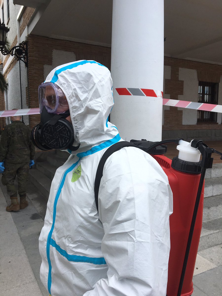 rodriguez_cuqui's tweet photo. Nuestra enorme gratitud al
@Regimiento de Guerra Electrónica Nº 31 con base en El Pardo por atender nuestra solicitud d
#desinfección en #edificiospublicos
#ayuntamientoTCalzada
#seguridadTCalzada
#mantenimientoTCalzada
#ejercitoespañol
#COVID19TC
#PPTorrejonCalzada https://t.co/XNqfvEkhzK