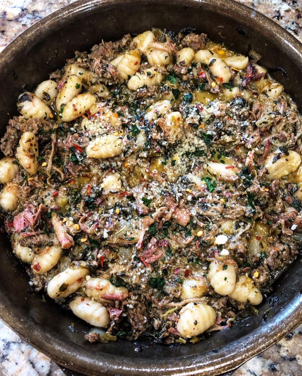 GrillDaddyJG's tweet photo. Gluten Free Pulled Pork/Italian Sausage Gnocchi w/ Braised Collard Greens!!! #cheflif #castiron #stargazercastiron #yum #yummy #food #foodie https://t.co/FYMc74tcFy