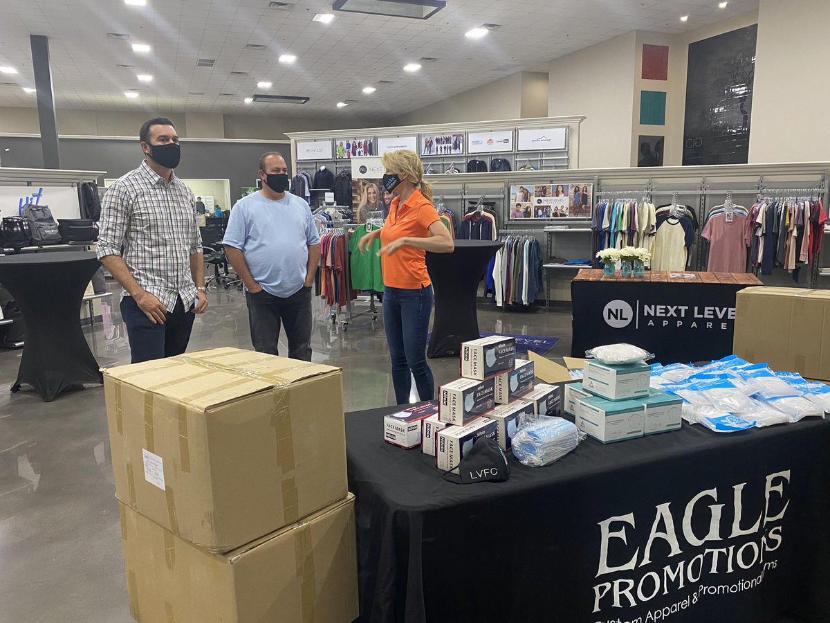 jenpbradley's tweet photo. .@eaglepromotions generously donating 20,000 disposable #masks and 1500 KN95 #masks to @LVFC_NV #MaskTaskForce to southern Nevada #hospitals, #firstresponders and vulnerable population.  @news3lv @8newsnow @ktnv @LasVegasSun https://t.co/1p01SfYqqZ