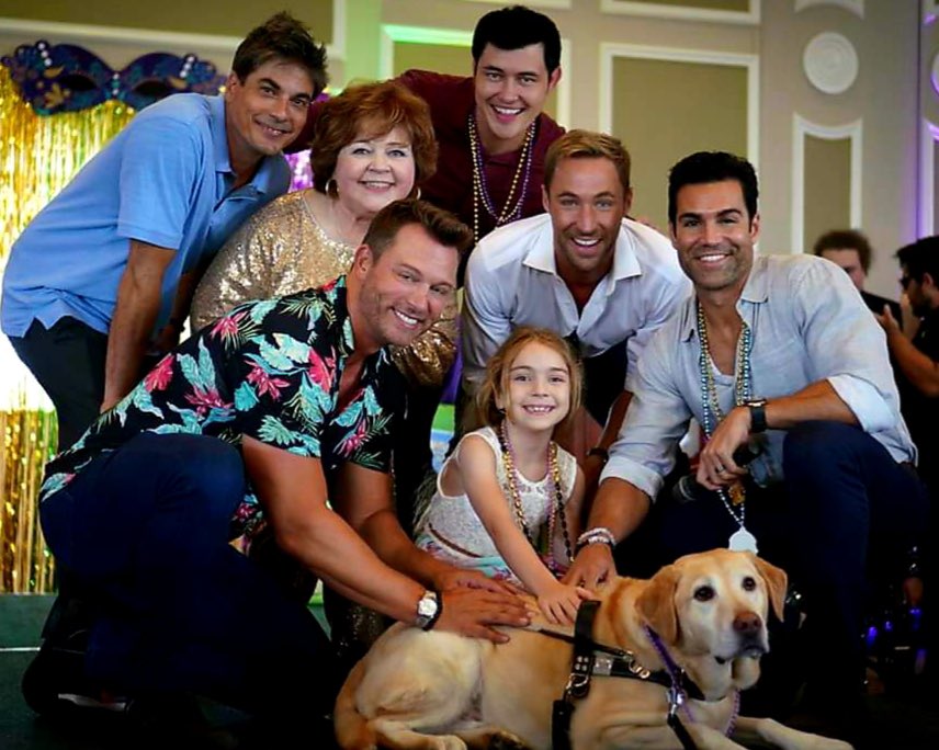 samanthas_frnds's tweet photo. #TBT This was the picture auctioned off at Samanthaโs Friends in 2019 that was so generously donated by Soap Opera Digest! Pictured with our celebrities is Faith Obrein and Guide dog Carson! We look forward to auctioning one off this year! #samanthasfriends #southeasternguidedogs https://t.co/Z4VptVxqkn