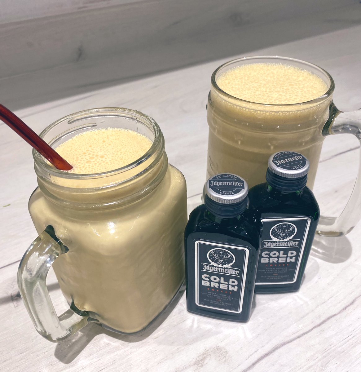 tafontheloose's tweet photo. Love me some Cold brew in a milkshake. Now this is what it’s all about. #jagercoldbrew @JagerUK https://t.co/jwOJ1jJSSf