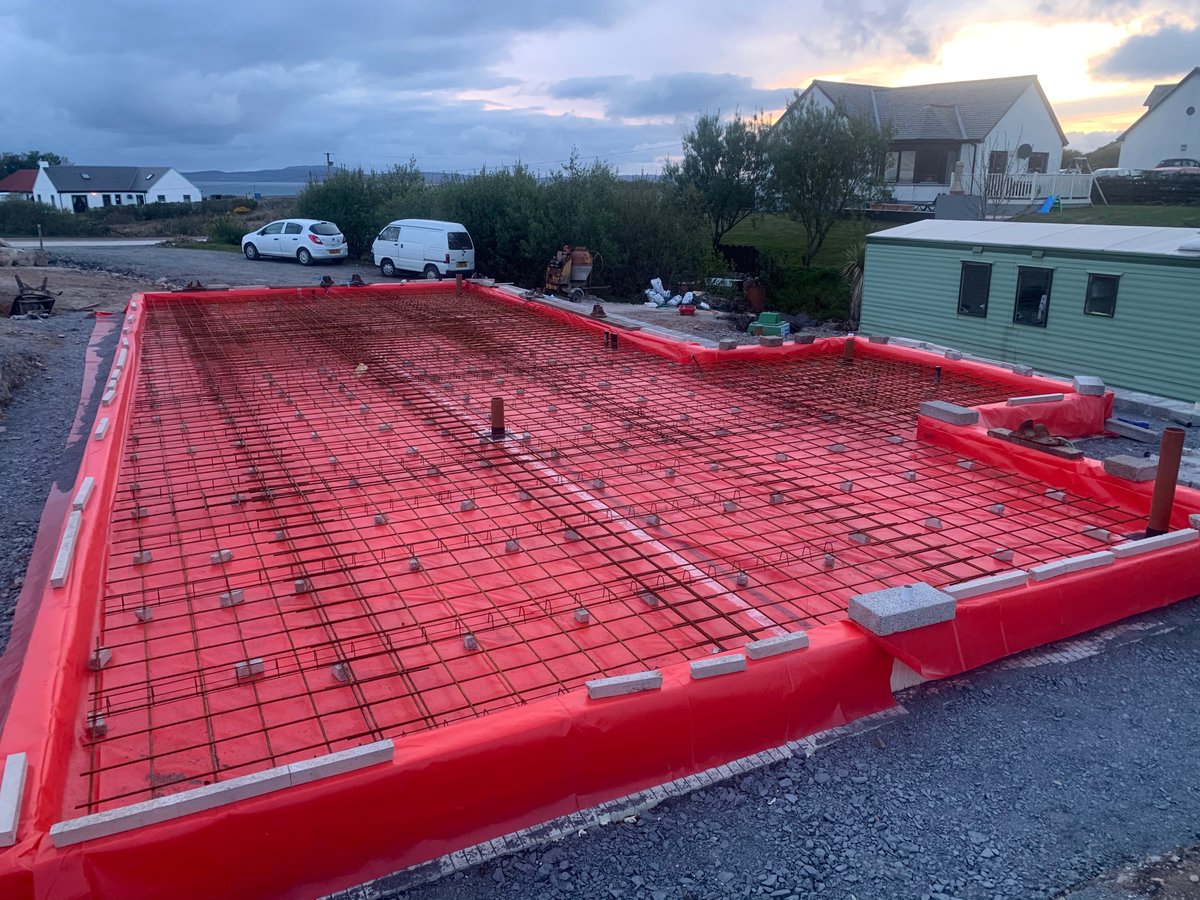 EalaDubh_'s tweet photo. I’m now a proud joint owner of a lovely power floated slab. #passivhaus #islay #selfbuild #powerfloat https://t.co/5KmuBaWxAs