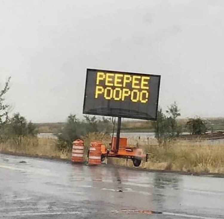 SebBaller's tweet image. Girls:  why can’t guys read our signs??

their signs: