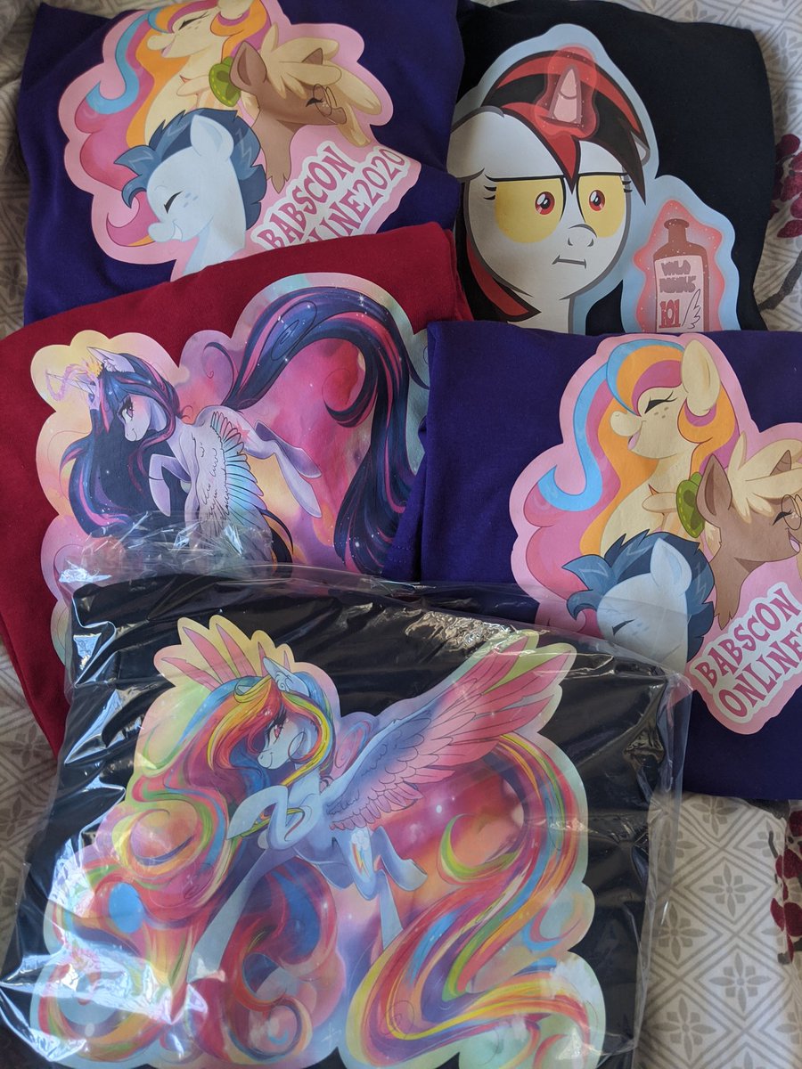 MLPFIMTPM's tweet photo. Some of the shirt orders hitting the mailbox today ! Thank you so much again #BabscONLINE for all your support ❤️♥️
#travelingponymuseum #mylittlepony #brony https://t.co/0PxRfdsLX0
