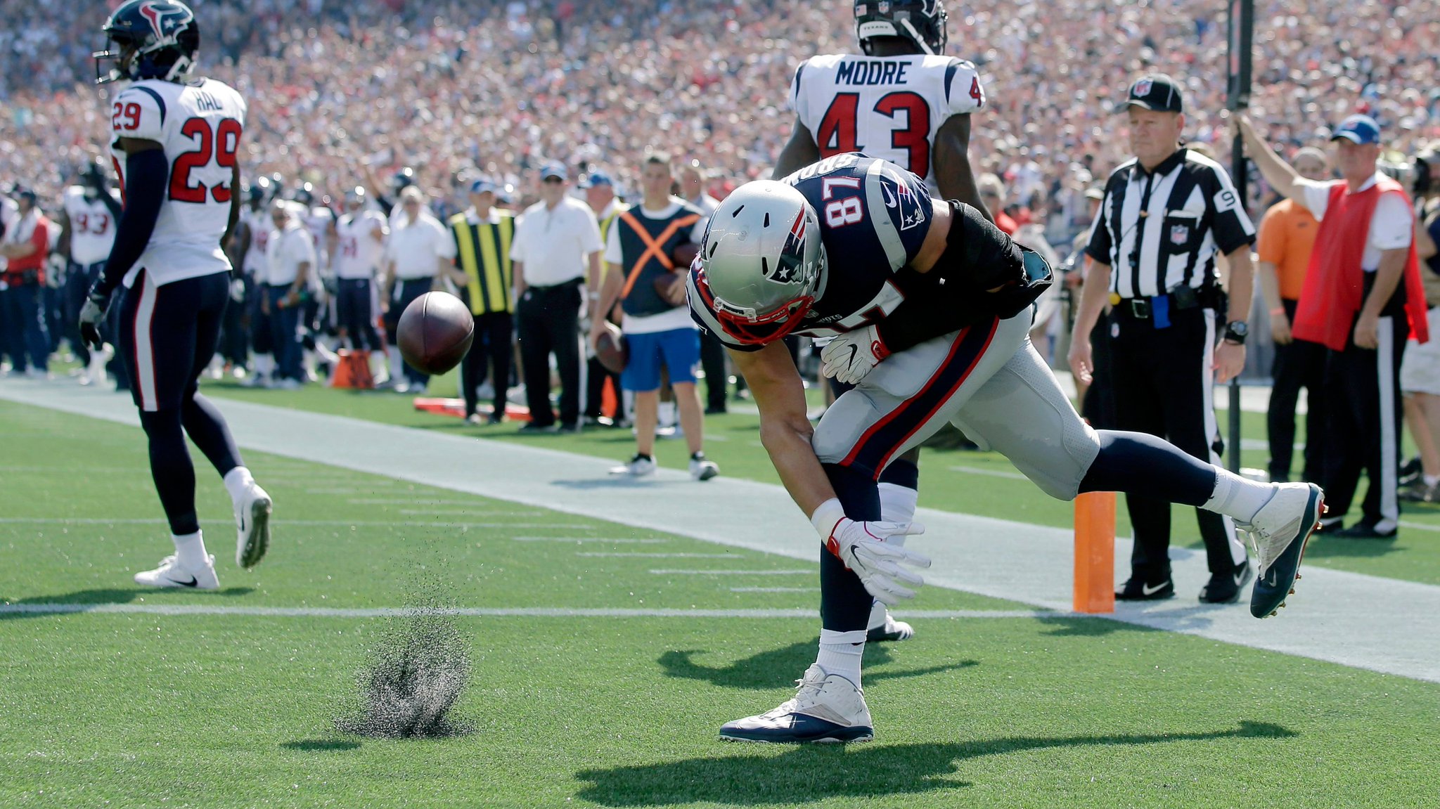 Happy 31st Birthday to Rob Gronkowski! His 79 receiving TD since the start of 2010 are the most in the 