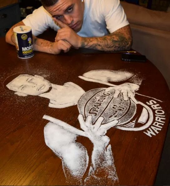 Tegadeyforyou's tweet photo. Haven't Seen Someone make Sooo Much magic, With Salt. This is Mind-blowing Art 🔥💯 https://t.co/h7UWb1mCyK