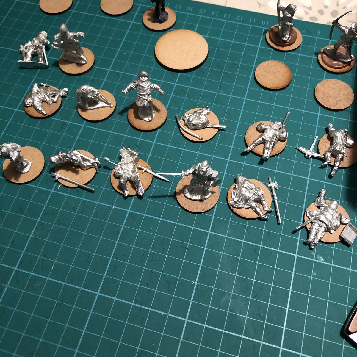 Now received some casualty figures from Perry Miniatures, which I’ll use as Disorder markers. Sadly they’re a basing headache: they simply will not die neatly, within the 25mm rounds I had planned to use!