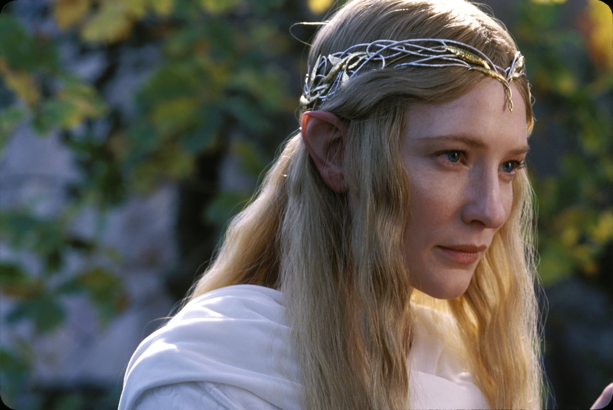 Wishing our Galadriel, Cate Blanchett a very Happy Birthday!  