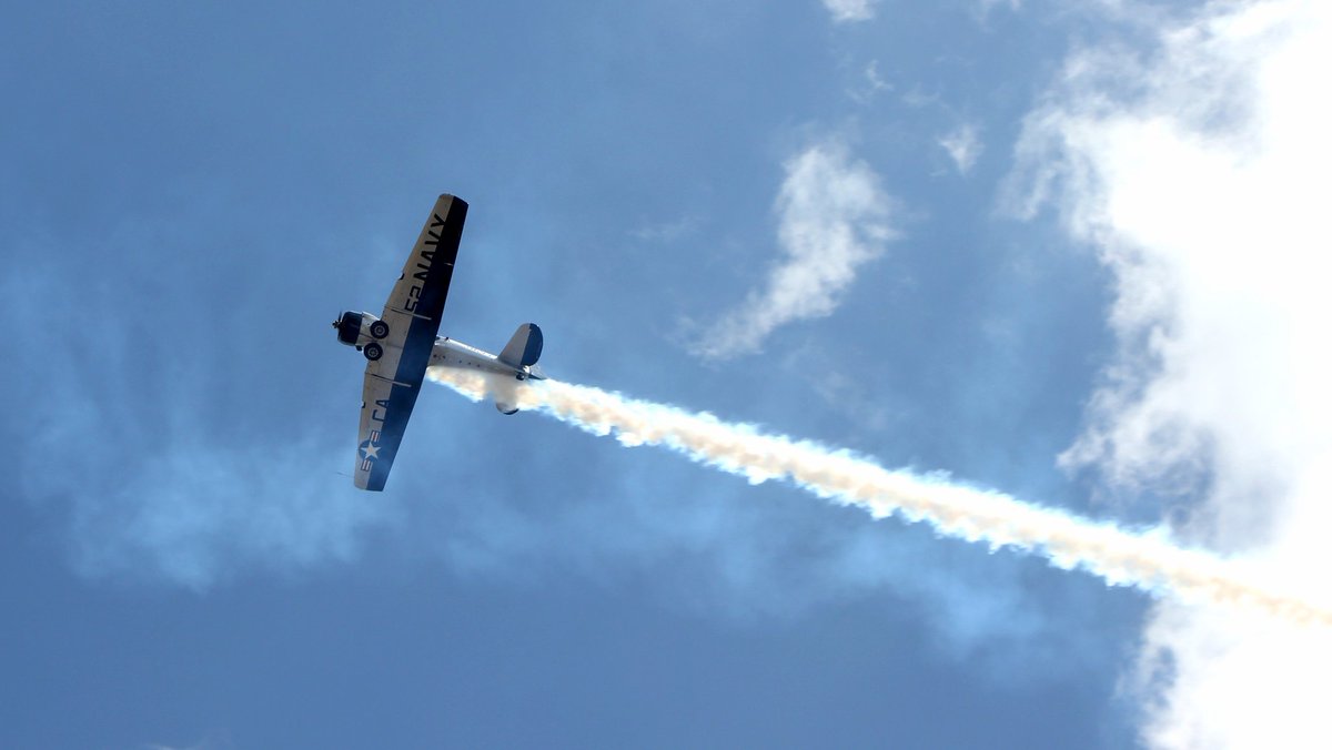 RobCBS4's tweet photo. Workers, visitors at @SkyRidgeMed treated to a great show overhead today as #HelpColoradoNow #flyover tours the #Denver metro. Funds raised from donations go to the #Colorado #COVID19 Relief Find for essential workers. Many thanks from this #avgeek to pilots and donors alike! https://t.co/fkUB7K1uwd