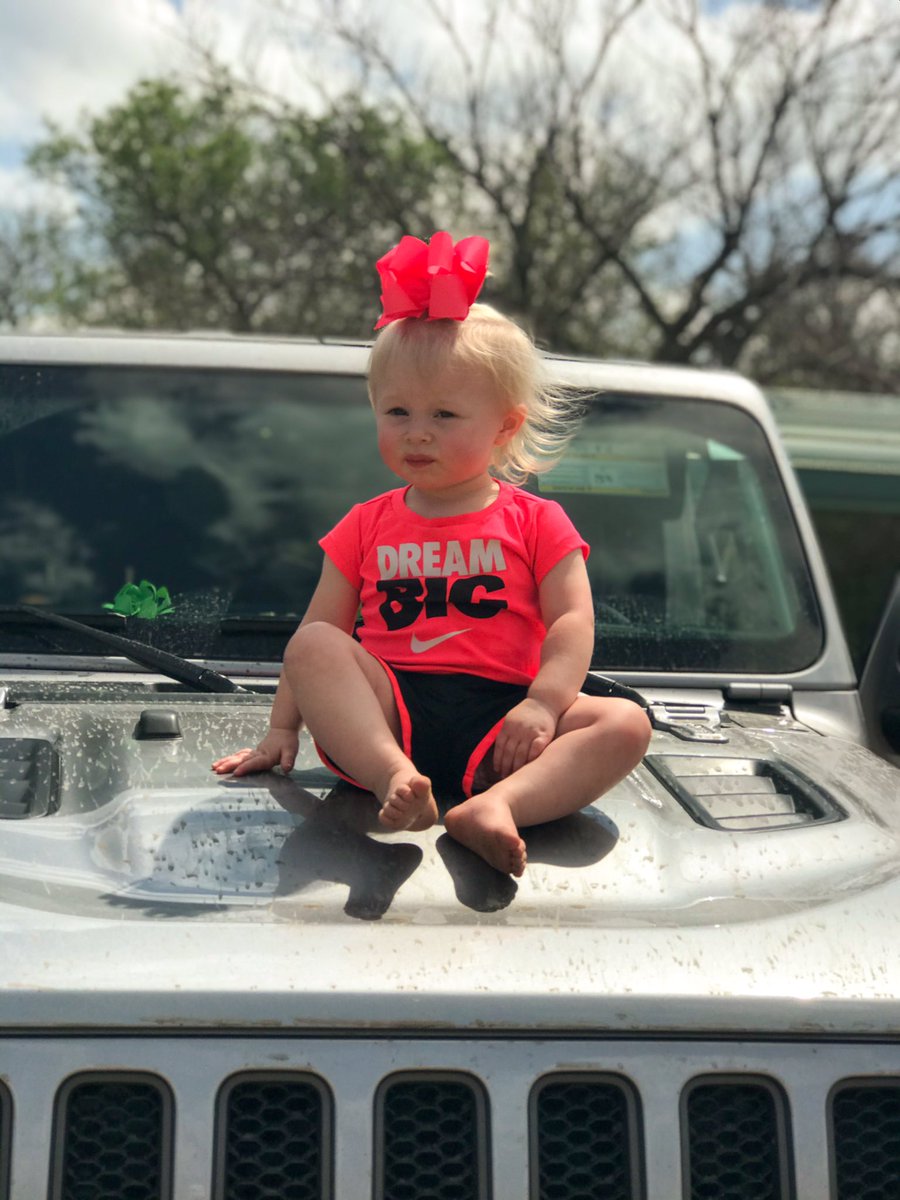 LexusMommaa's tweet photo. Jeep Princess 👑 https://t.co/zZ89De4Qpy