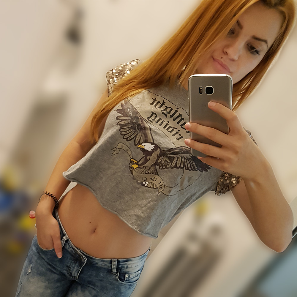 EvaTeen2's tweet photo. Ich wünsche allen eine süße Nacht :* 

Ich suche #Drehpartner  für meine Pornos ;) ! 

https://t.co/AafyMlDczy

^^^Komm doch bitte mal in meinen Chat :) ^^^

#teen #selfie #mdh #model #amateurwoman #amateurseite https://t.co/d3OdY42ET0