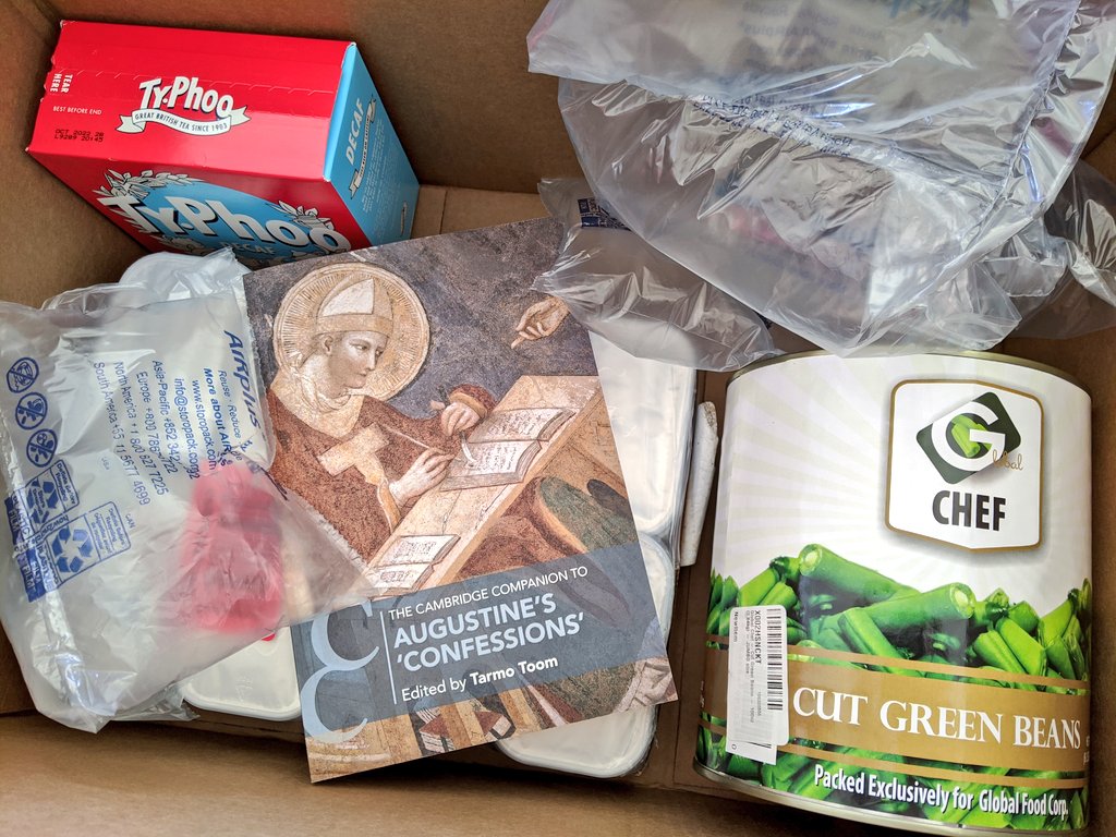 rbptalbot's tweet photo. Amazon delivering essentials. https://t.co/Qwye4PoIbJ