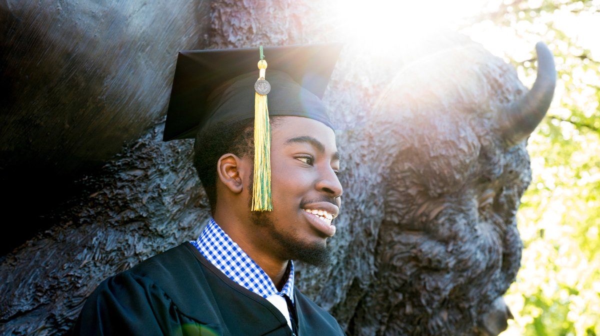 NDSU's tweet photo. Congratulations, NDSU graduates! Share your favorite bison statue photos.

Tag us using #NDSU2020Grad so we can re-post and celebrate together! We are so proud of you. 🎓

#ExperienceNDSU
https://t.co/HalzE6jPFl https://t.co/DT3vWjRBjJ