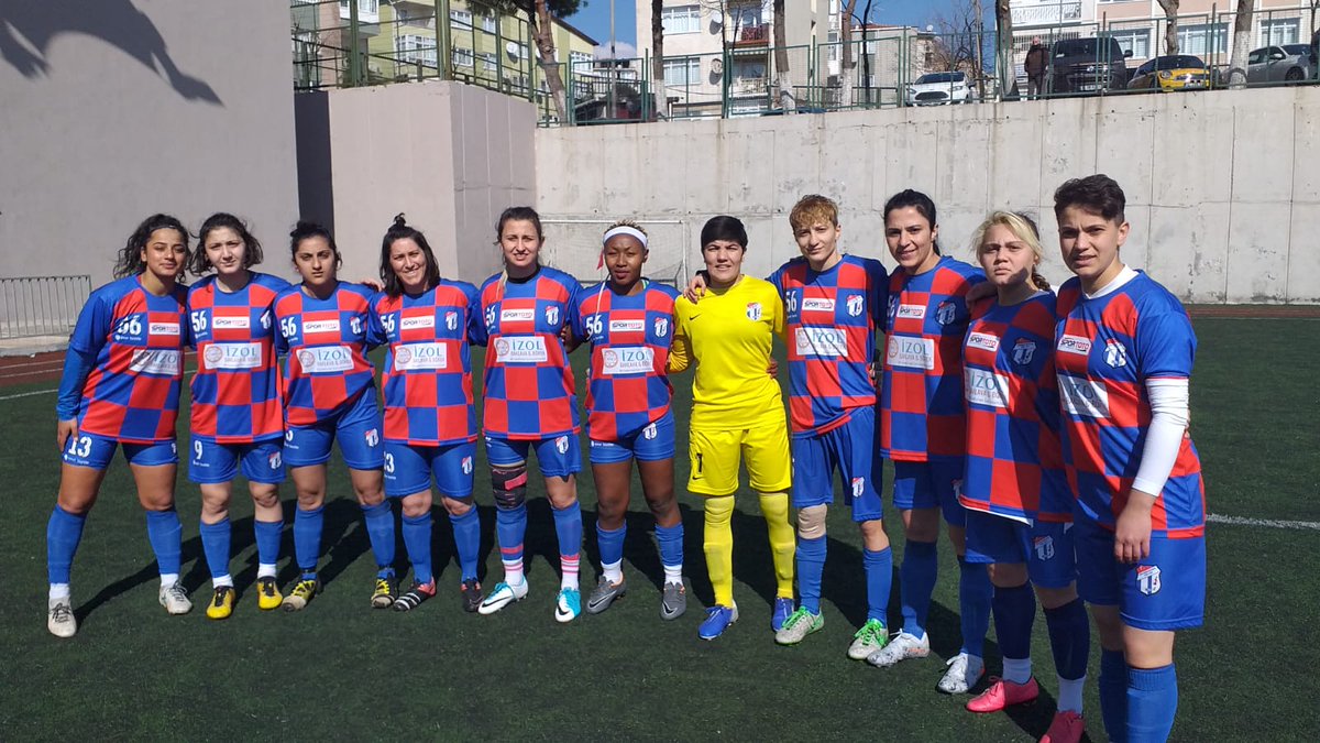 ADANAIDMANYURDU SPORCULARIMIZIN FEDAKARLIGINA MERYEM HOCAMIZIN .VEFASINA.SU ZOR GUNLERDE MINNETTARIM .