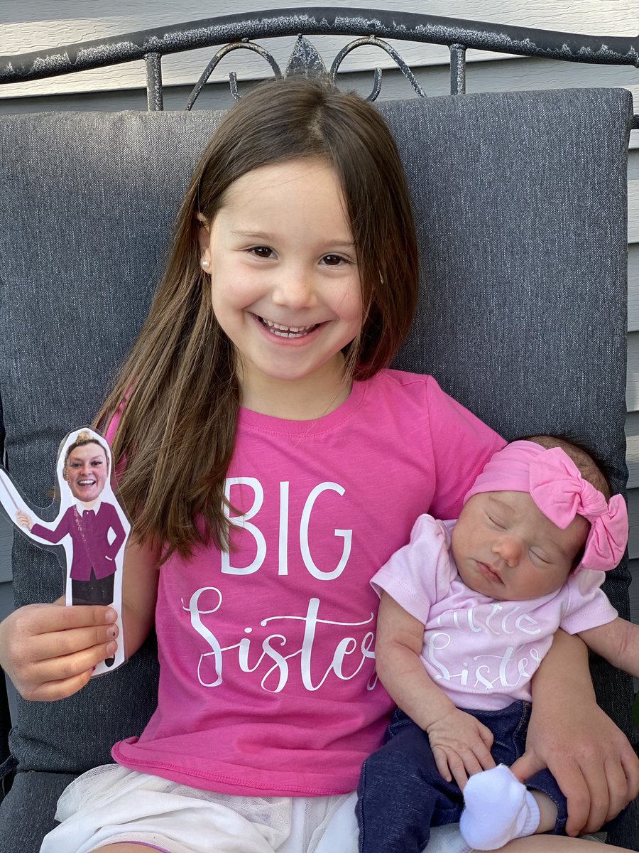 1W welcomes a beautiful new life into the world! Congrats to Ava and her family! #feelingconnected