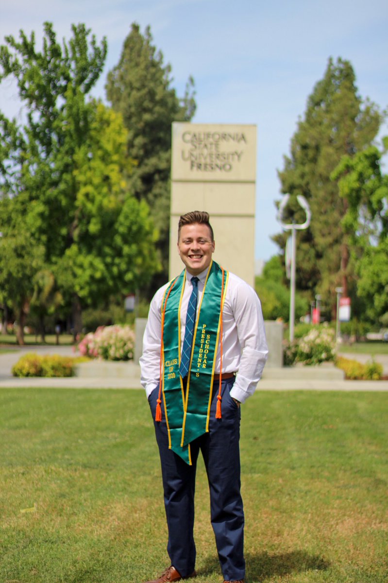 logankearnan's tweet image. onto the next chapter 🎓 🎉