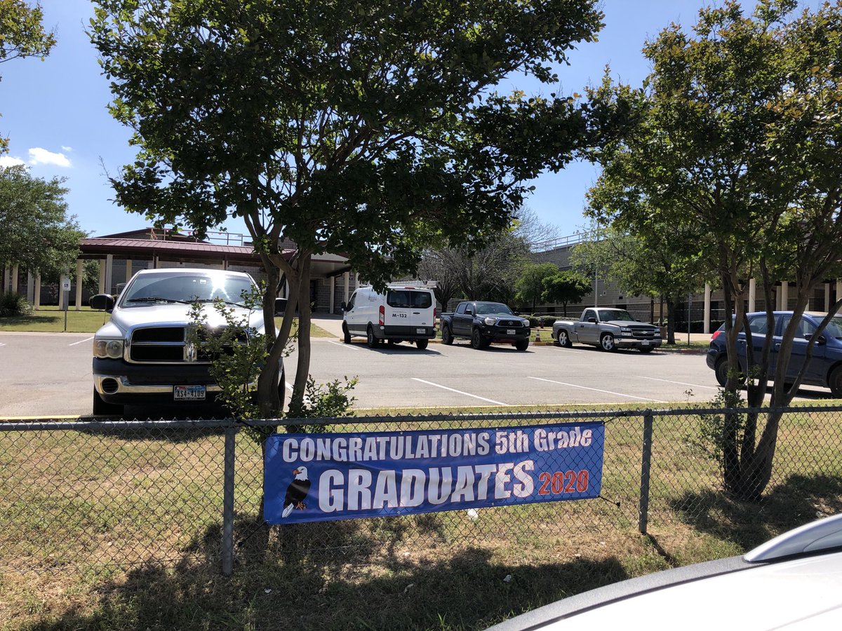 CHEPTAEagles's tweet photo. Banners are up! Can’t wait to celebrate our 5th graders next week.

Yard sign delivery date still TBD. https://t.co/hZXfru67Tt