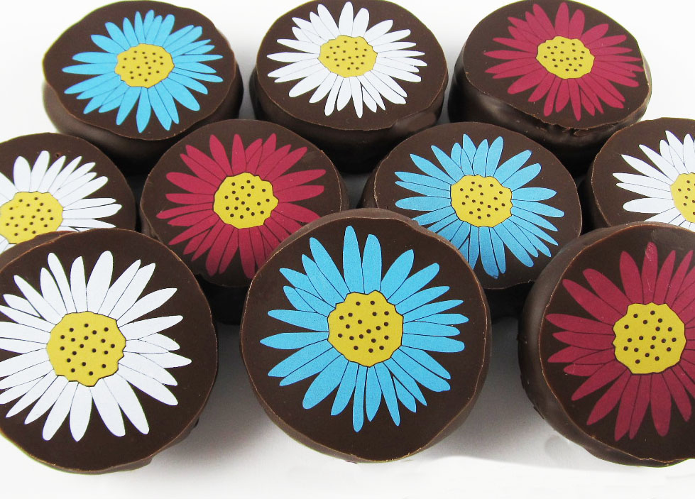 AmerChocDesigns's tweet photo. Summer is around the corner! See our extensive library of seasonal designs here: https://t.co/DKGDqd5suj
#Spring #Summer #Winter #Fall #flowers #season #gifts #chocolate #transfersheets #chef #chocolatier #pastrychef #bakery #eventplanner #alumni https://t.co/C4OeHtkG2b